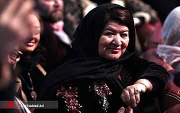 توصیه پوران درخشنده به فرزندان در روز پدر/کاری نکنیم که در زمان نبود پدرانمان حسرت بخوریم 