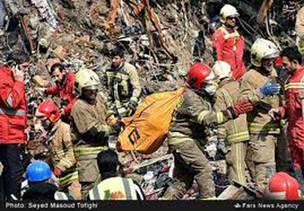 اجساد ٤ نفر دیگر از جانباختگان حادثه پلاسکو به پزشکی قانونی تحویل داده شد