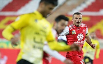 برگزاری بازی پرسپولیس و سپاهان در موعد مقرر
