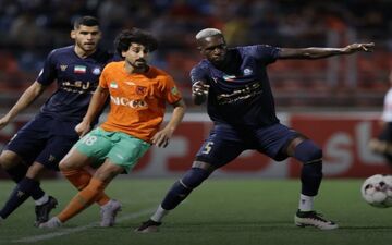 مدافع گل گهر در آستانه پیوستن به پرسپولیس