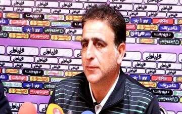 مربی ذوب‌آهن: طولانی شدن لیگ باعث فرسایش تیم‌ها شده