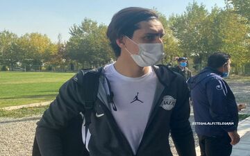 محمد نادری در تمرین استقلال حاضر شد + عکس