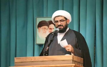 مردم از رای دادن به افراد قدرت‌طلب، سیا‌ه‌نما و اسراف کننده در تبلیغات پرهیز کنند
