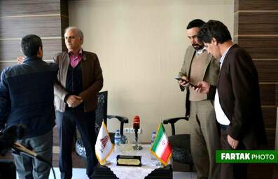 نادر نوروزی 