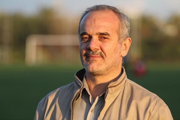 مطمئن هستم پرسپولیس 10 برابر تراکتورسازی بدهی دارد / به این جوسازی ها مشکوکم