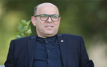 تقدیر مدیرعامل استقلال از پیشکسوت باشگاه