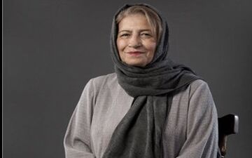  به احترام خانواده برومند کلاه از سر بر می دارم