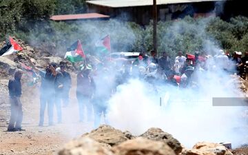 ایستادگی فلسطینیان در برابر یورش صهیونیست‌ها به بیت لحم/ تایید زخمی شدن پنج نظامی اسرائیلی در اریحا
