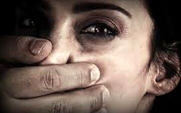 تجاوز به زنان  و دختران در سطل زباله/این مرد دیوانه است!