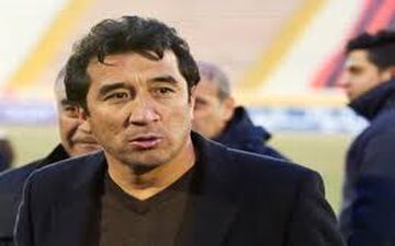 خداداد: اگر می‌توانید برای آلوز کارت بازی بگیرید