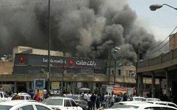مهار آتش سوزی پاساژ رضوان اهواز / 8 آتش نشان مجروح شدند 