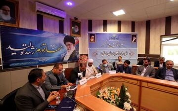 فرمانداران و مدیران استانی نمایشگاهی از ظرفیت‌های هر شهرستان را آماده نمایند
