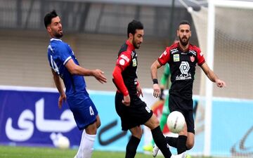 پایان نیمه اول| پرسپولیس موفق به شکست گل گهر شد