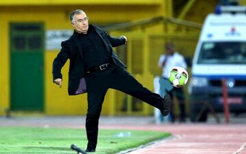سرمربی آبی ها این پرسپولیسی را می خواهد!