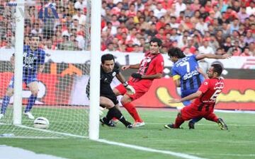 دربی خاطره انگیز پرسپولیس 0 - استقلال 2 + فیلم