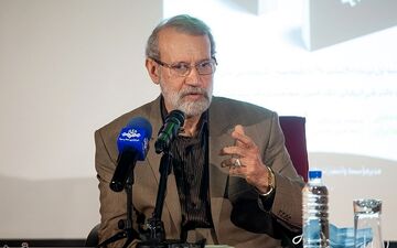 واکنش معنادار لاریجانی به گمانه‌زنی‌های کاندیداتوری‌‌اش در انتخابات