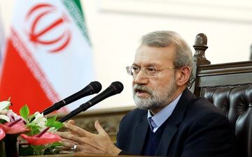 لاریجانی: مجوزهای سرمایه گذاری اعلامی و نظارت ها پسینی شود