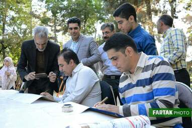 مراسم رونمایی از تندیس میرزا رضا کلهر