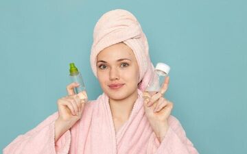 بهترین تونر روشن کننده پوست برای پوست چرب و خشک