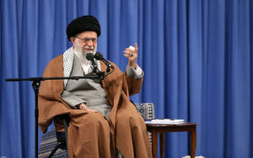 
رهبر انقلاب:در عرصه‌ جنگ نظامی و سیاسی و امنیتی دشمن را عقب زدیم!
