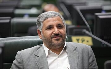 نماینده مردم سرپل ذهاب: ظریف برای بازگشایی مرز خسروی با عراق مذاکره کند