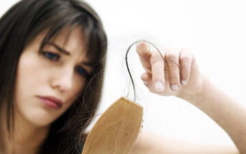  چند راهکار ساده برای خلاص شدن از ریزش مو