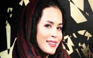 ملیکا شریفی نیا در مراسم افتتاحیه یک رستوران