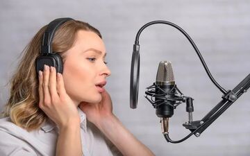چرا از صدای ضبط‌شده خودمان متنفریم؟