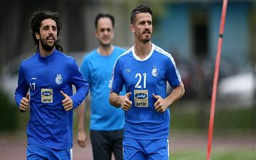 مدافع استقلال دلخور است؟