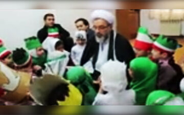 قصه خوانی دلنشین امام جمعه بیله‌سوار برای کودکان درباره زندگی حضرت زهرا (س) + فیلم 
