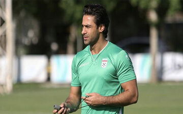 حملۀ بی‌سابقۀ ستارۀ پرسپولیس به فرهاد مجیدی