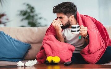 راهکارهای طبیعی برای مقابله با سرماخوردگی و تسکین علائم آن 