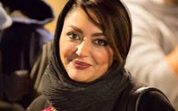 شقایق فراهانی به همراه نسرین مقانلو و شهرزاد کمالزاده در مسجد کوفه (عکس)