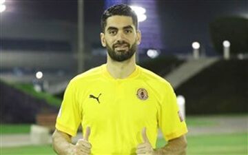 ستاره الجزایری هم تیمی کریمی شد 