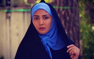 تیپ متفاوت خانم بازیگر در حال تیراندازی در شمال!