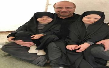 عکس/ قالیباف و نوه‌هایش در مراسم اربعین
