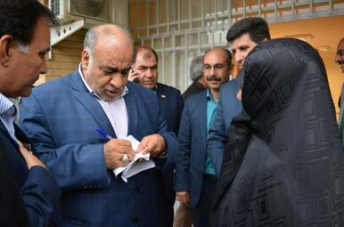 حضور وزیر ورزش و جوانان در ستاد بازسازی مناطق زلزله زده کرمانشاه 