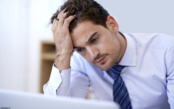 پشت میز نشین ها بخوانند
