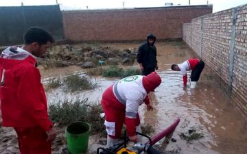 خسارت سنگین "سیل و صاعقه"‌ در استان‌های شمالغرب کشور/ ۳ نفر فوت شدند + تصاویر