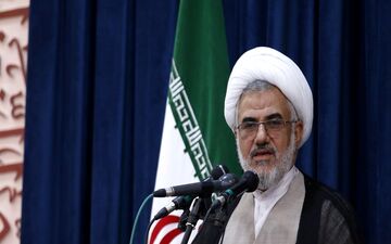 نقطه ثقل تمدن اسلامی رساندن مردم به سبک زندگی دینی است