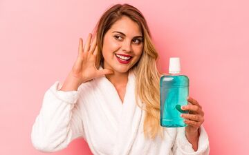 شامپوی سیلیکون دار یا بدون سیلیکون؟ کدامیک برای موهای شما بهتر است؟