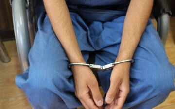 دوستم زنم را آزار داد، او را کشتم
