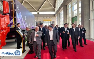 حمایت راهبردی بانک تجارت از زنجیره تولید خودرو در نمایشگاه تهران