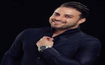 تیپ متفاوت خواننده مشهور و همسر دومش در لندن