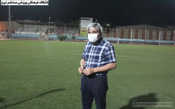 محتشم به دنبال کارهای بزرگی در فوتبال است/ نباید کار را تمام شده فرض کنیم