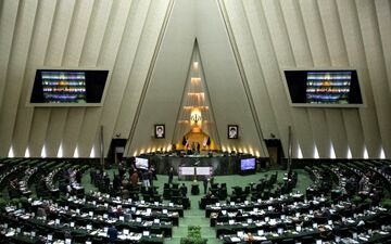  اعلام آمادگی تعزیرات برای رفع آشفتگی در بازار ارز و خودرو