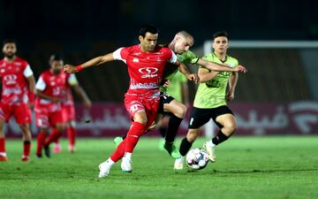 مهاجم سابق پرسپولیس پیشنهاد استقلال را رد کرد