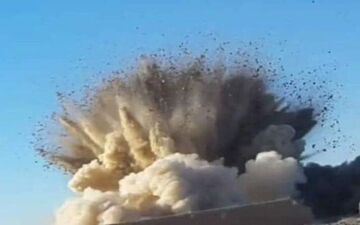 ۳۰ عضو طالبان طی انفجار بمب در مسجد کشته شدند

