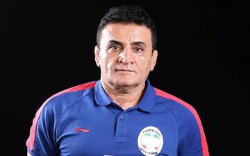 محمد بنا سرمربی تیم ملی کشتی فرنگی دوباره استعفا کرد
