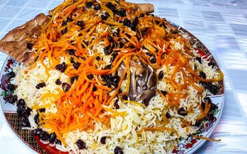 طعم افغانستان در سفره رمضان: طرز تهیه کابلی پلو افغانی را در این ویدئو ببینید!